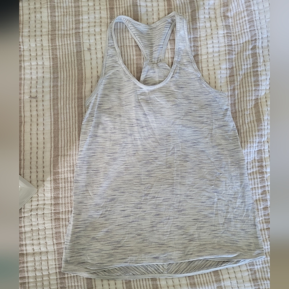 Lululemon tank